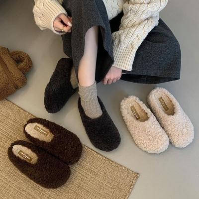 Lammwollpantoffeln mit dicker Sohle für Frauen zum Tragen im Herbst und Winter 2025, neue Modelle für Faule, One-Pedal-Taschenkopf und Halbschleppe