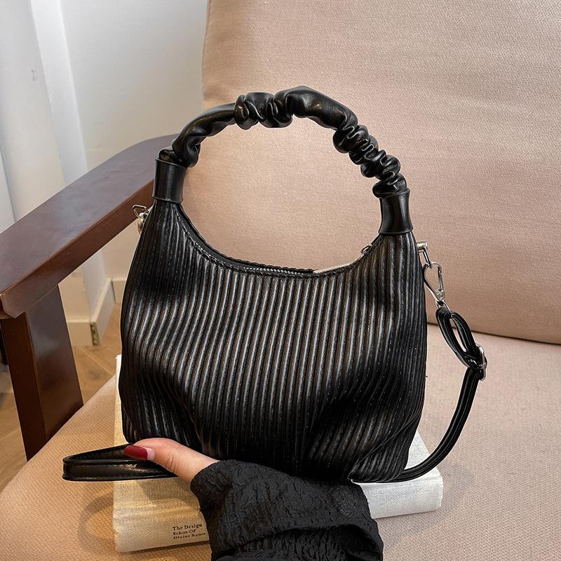 Niche personality pleated striped portable small bag women's fashion versatile underarm bag 2025 autumn and winter simple shoulder bag