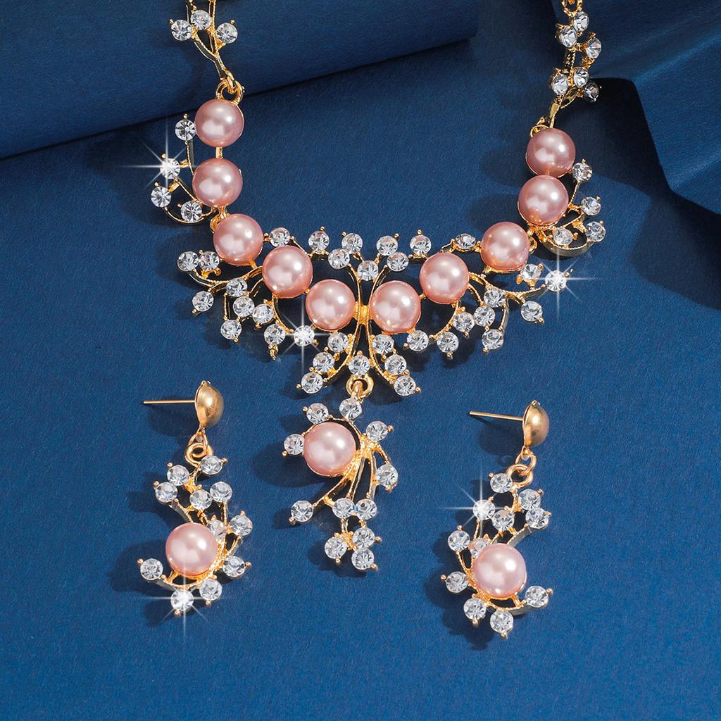 3 pcs Zircon set with artificial pearl decorative necklace and earrings, suitable for women to attend parties