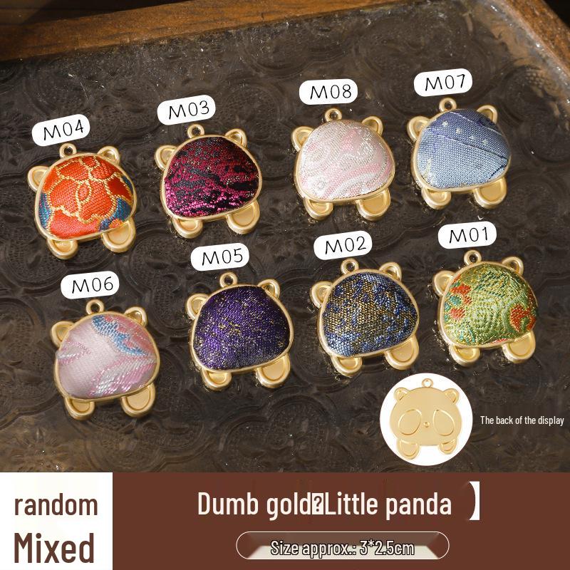 

Кулон-тыква из парчи ручной работы с подвесками в виде бабочки, лошади, кошки удачи и медной монеты - Новогодний подарочный аксессуар