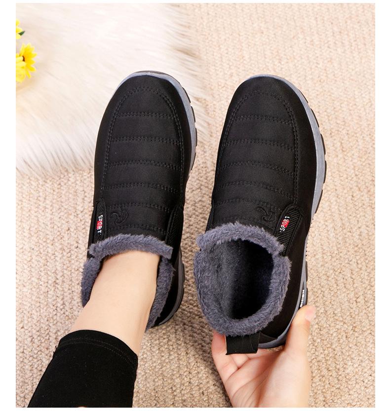 Women's Winter 2025 Fleece-Lined Cotton Slip-On Boots: Warm, Casual, and Comfortable for Moms and Seniors
