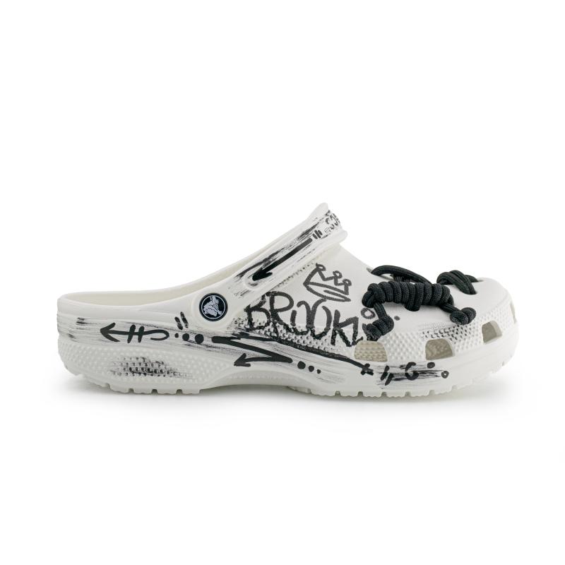 Crocs Klasyczne chodaki Duże Oczy Urocze Zabawne Graffiti Fajne Wszechstronne Buty z Dziurkami Unisex Białe