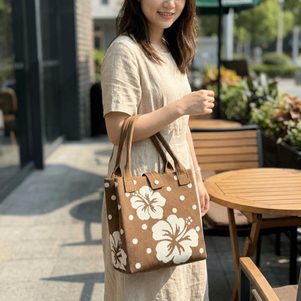 Large Capacity Knitted Bucket Handbag Lightweight Handheld Bag Cartoon Tote Bag  Casual Use
