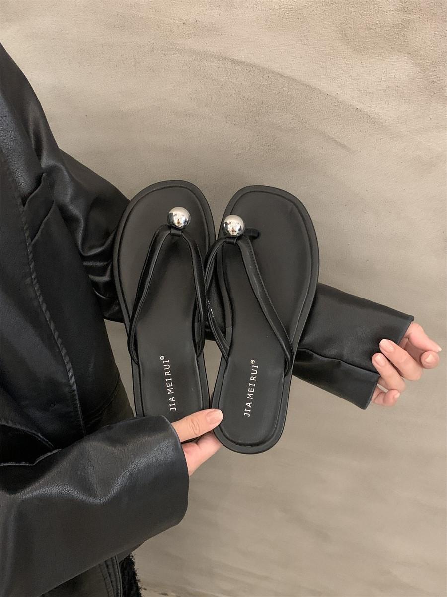 

Дизайнерские нишевые шлепанцы с плоским носком, женская обувь для улицы, весна-лето 2025, серебристые сандалии-вьетнамки голубиное яйцо 40 чёрный