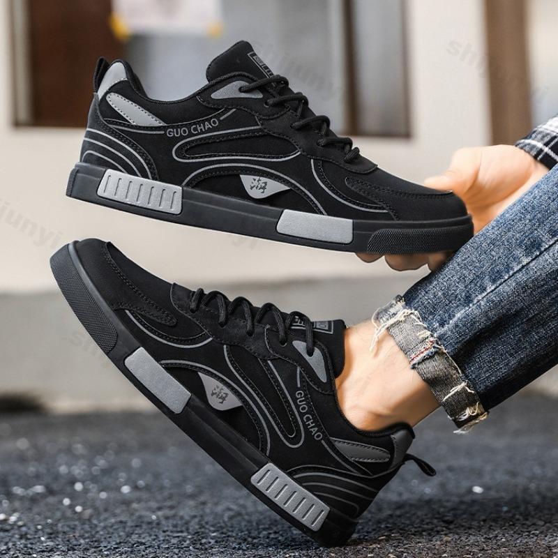 Fashion 2025 Autumn New Fashion Trend Casual Low Top Sports Shoes for Men Niche Design Versatile Comfortable Non Slip Flat Sole Sneakers