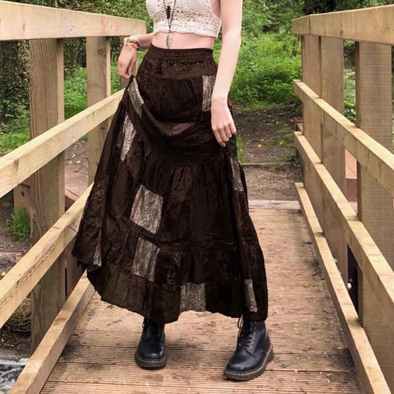 Vintage americká retro sametová sukně s nízkým pasem, potiskem totemu a barevným blokováním