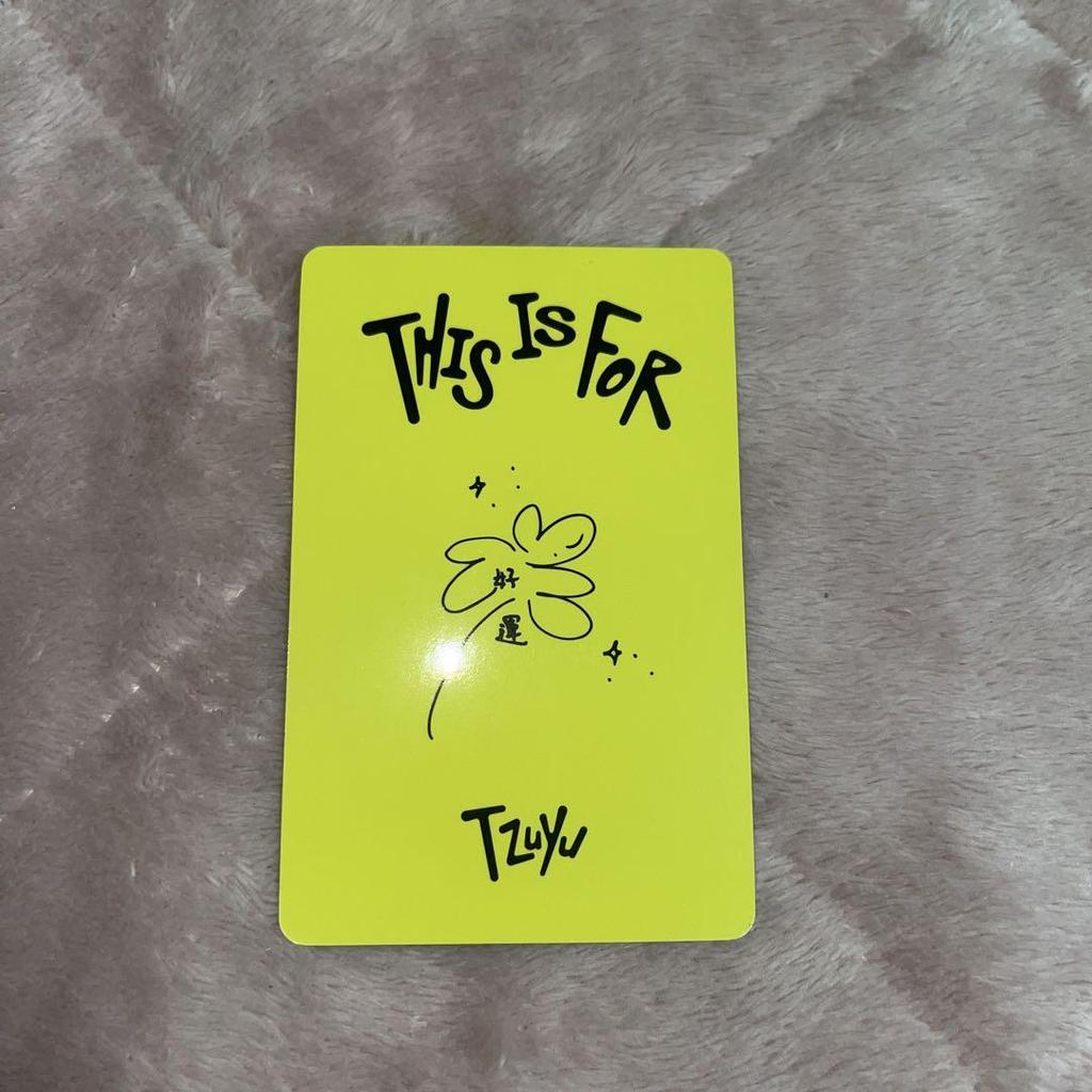 [USED] TWICE Tzuyu THIS IS FOR YIZHIYU Lakidro
