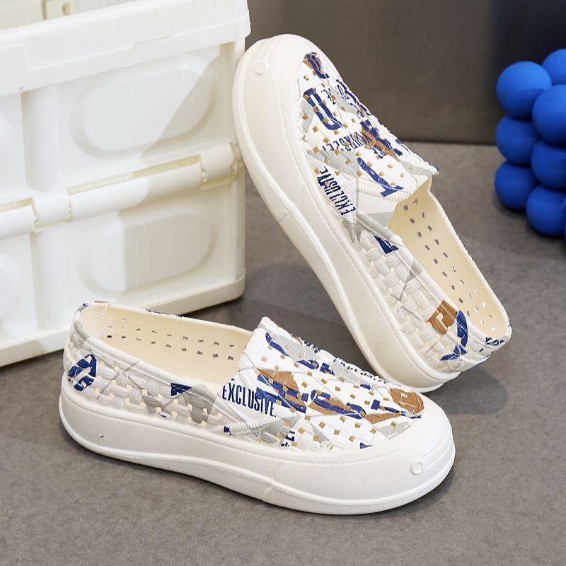 Cute Cartoon Patterns Women Sandals Round Toe Shoes Anti Slip Waterproof Outdoor Thick Soft Flat Shoes