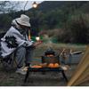 Tragbarer, klappbarer Campingtisch mit massiver Holzplatte und hitzebeständiger Eisengitteroberfläche – leichter Picknicktisch für Garten und Strand