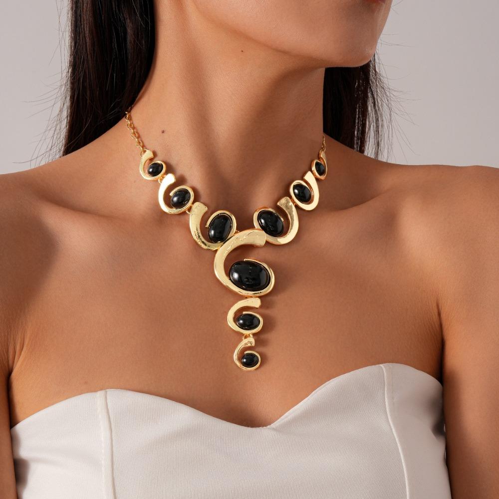 Exaggerated Temperament Geometric Gold Color Spiral Snail Shape Black Oval Pendant Necklace Earring for Women Fashion Jewelry