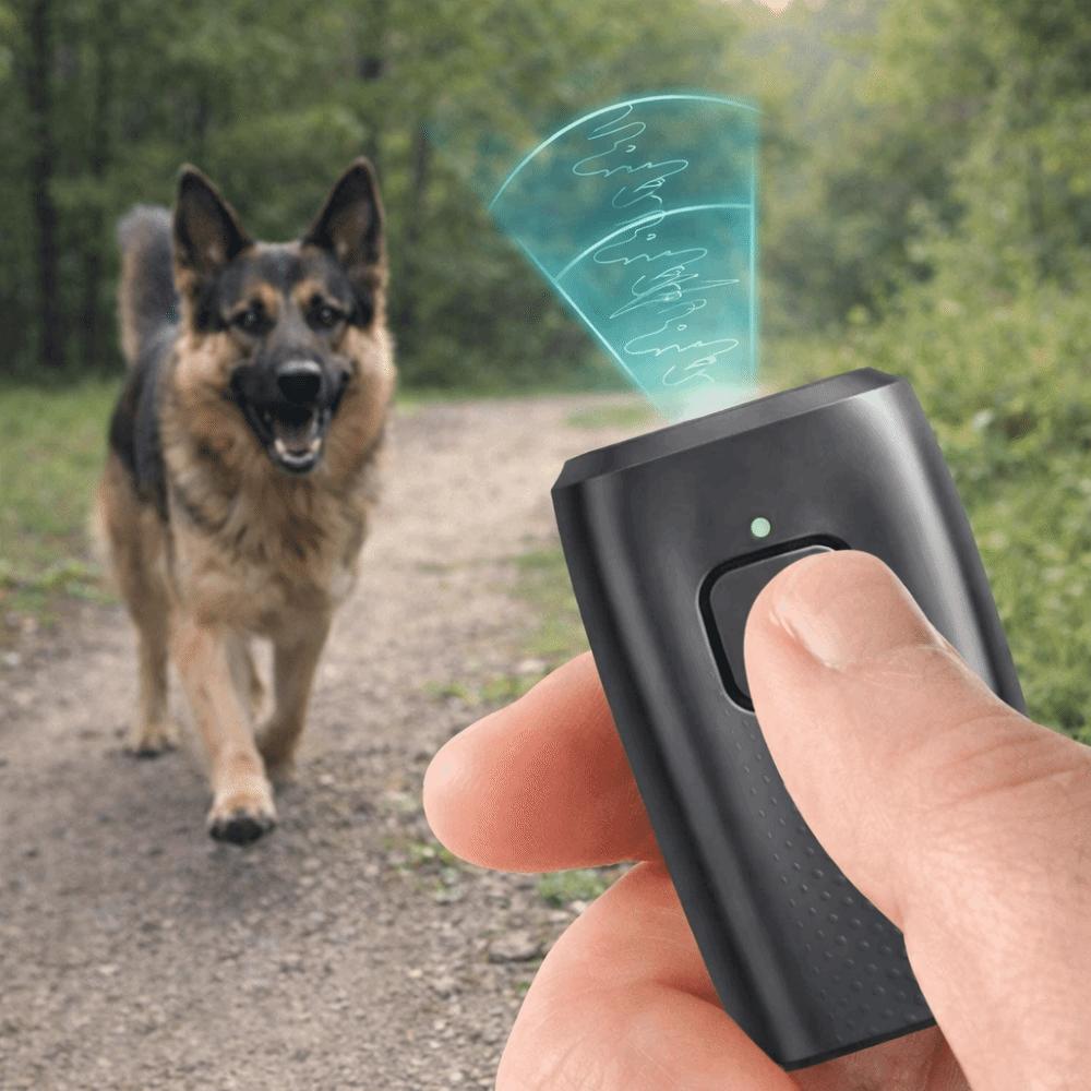 Mini Ultrasonic Dog Trainer Portable Type-C Recharging Ultrasonic Dog Repeller Handheld with Lanyard Animal Stop Bark Device