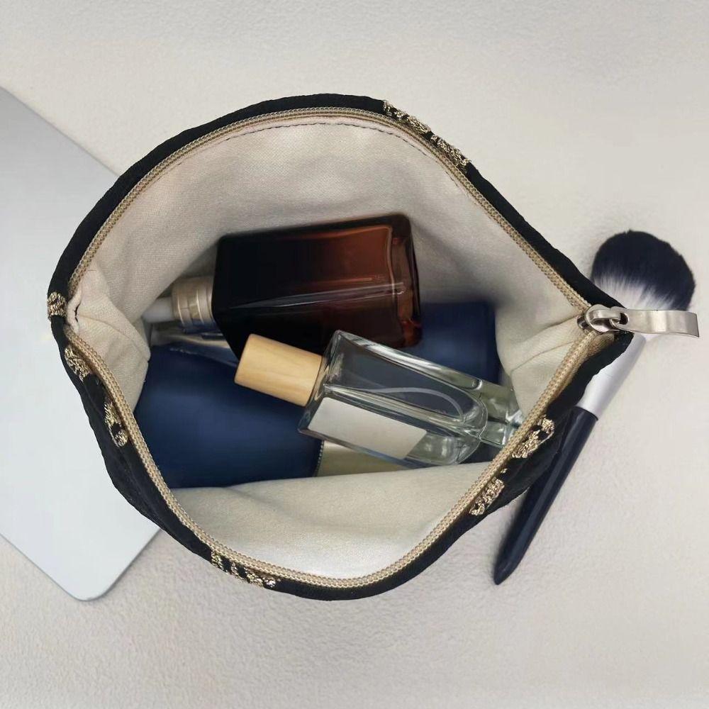 Polyester Canvas Butterfly Clutch Bag Butterfly Pattern Zipper Closure Makeup Bag Large Capacity Portable Cosmetic Organizer