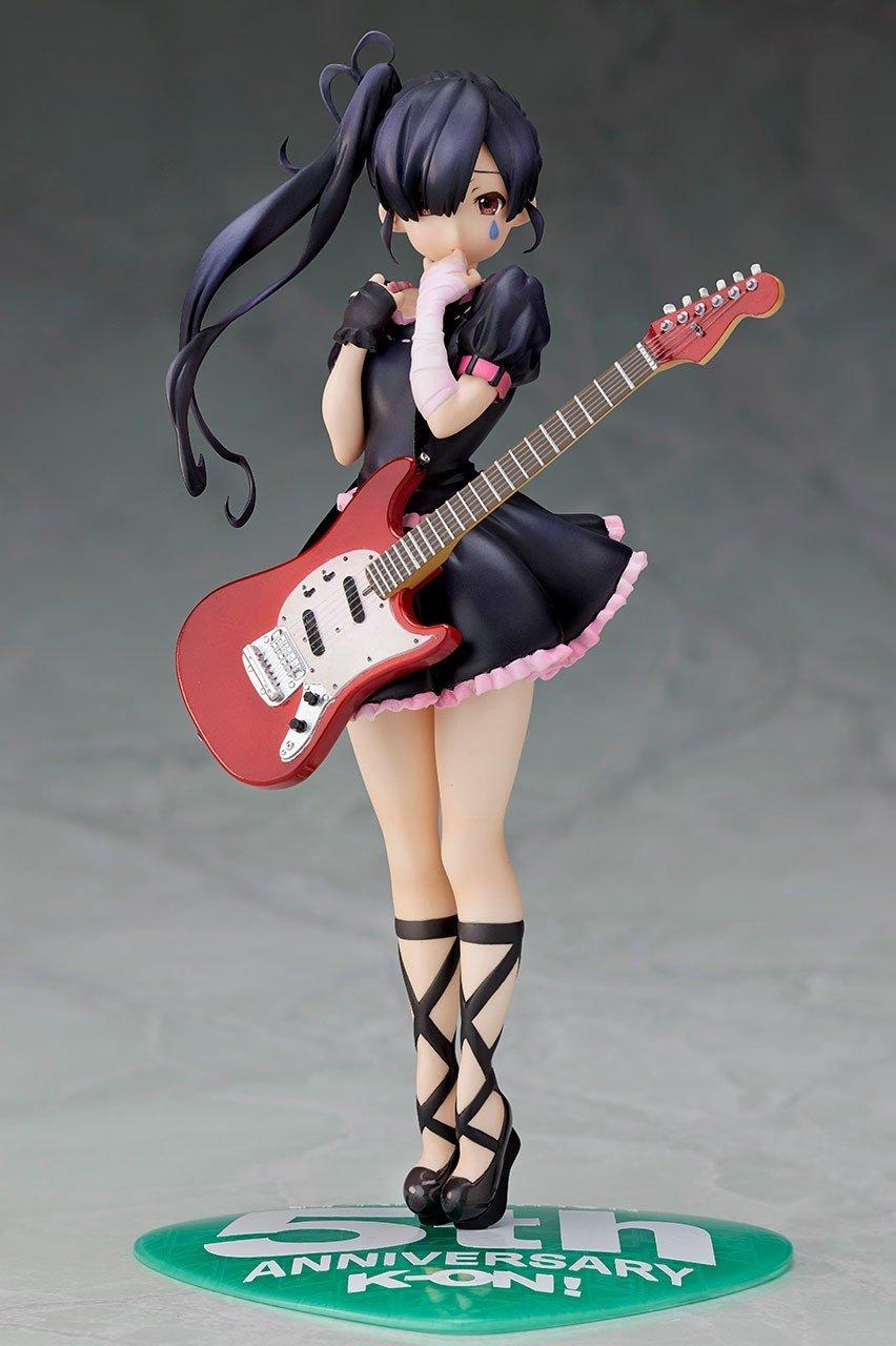 

5th Anniversary Scale Figure Azusa 5th [Animaru! Limited] 1/8 / Nakano~K-ON! Anniversary~ / K-ON!