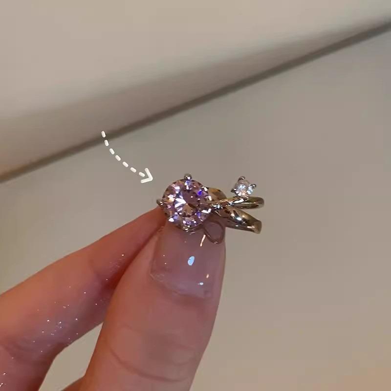 

Small Light Bulb-shaped Zircon Ear Hook Without Pierced Ear Hook. Beautiful, High-end, Luxurious and Elegant Ear Jewelry for Women. Pink [1pc] Alloy