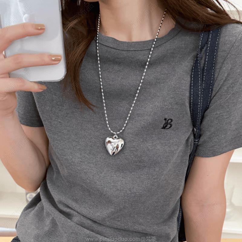 Geometric Pendant Necklace With Large And Small Squares