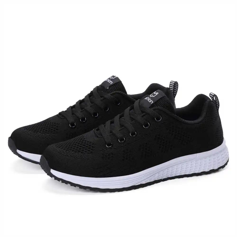 Light Soft Sole Sneakers Women Running Black Sport Shoes Woman Women's Brand Name Loafers Deadlift Famous High Tech Sabot