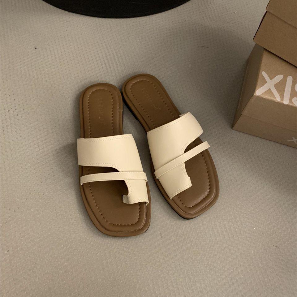 Korean version of retro flat-bottomed toe slippers women's outer wear 2025 summer new niche fashion commuter open-toed sandals