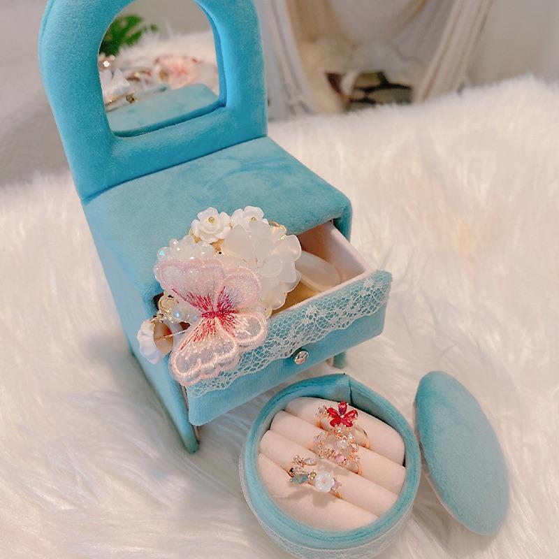 

Exquisite Mini Pearl Flannel Jewelry Display Furniture Jewelry Box Dressing Table Earring Storage Box New