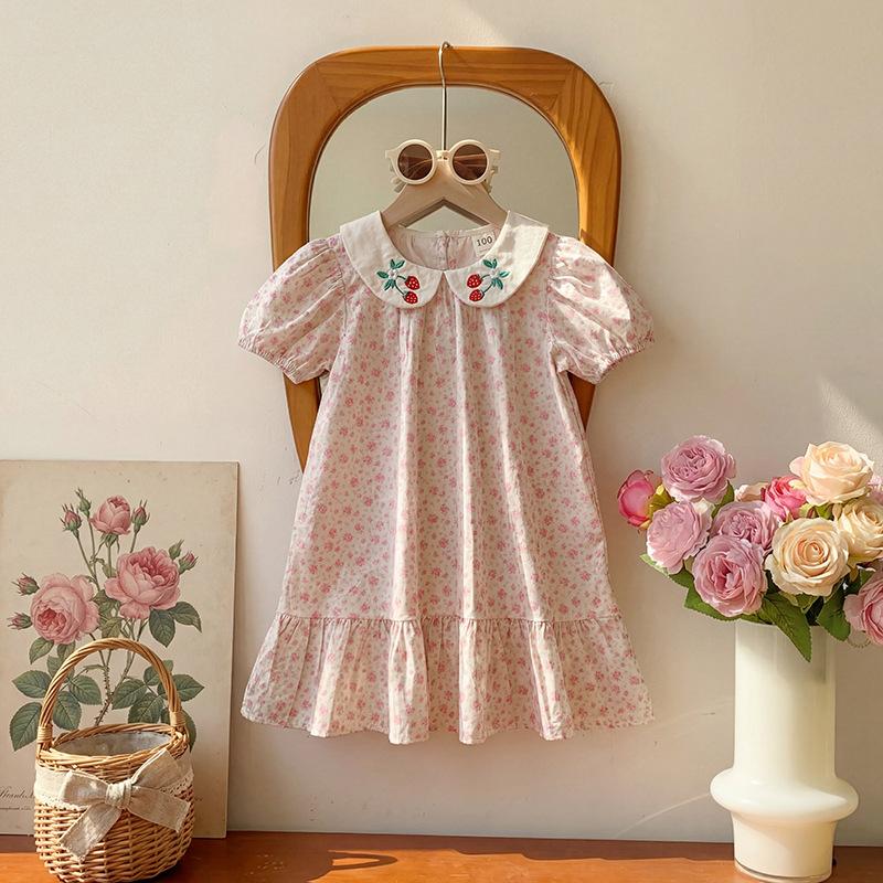 Süßes Peter-Pan-Kragen Blumen-Mädchenkleid Sommer Puffärmel Prinzessin Baumwollkleid Stilvolle Kinderkleidung