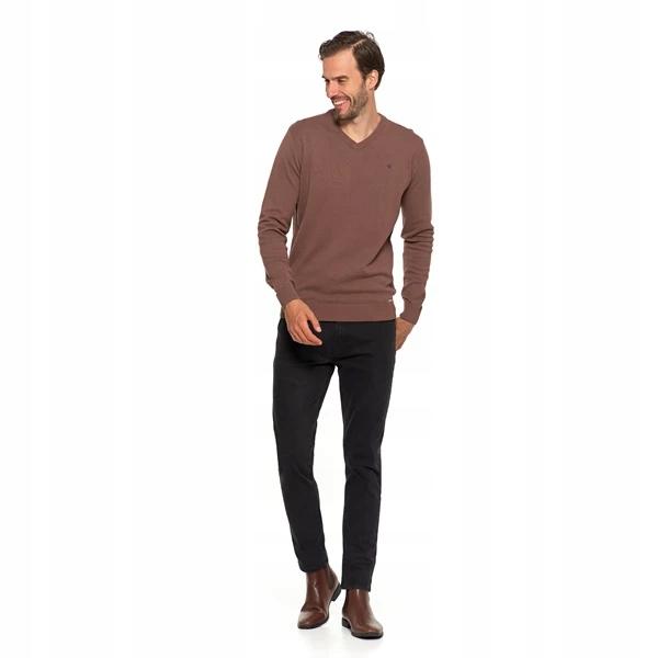 Elegant Men's Sweater with a Straight Cut, Classic Cotton, Comfortable MORAJ L Brown