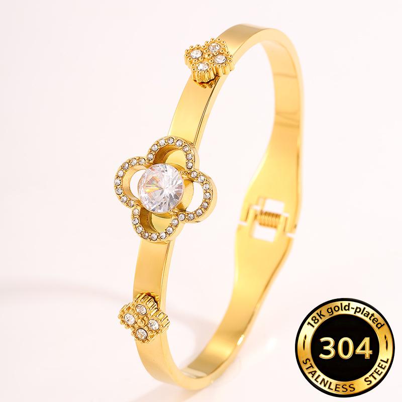 European and American high-end four-leaf clover diamond-encrusted titanium steel women's light luxury versatile explosive