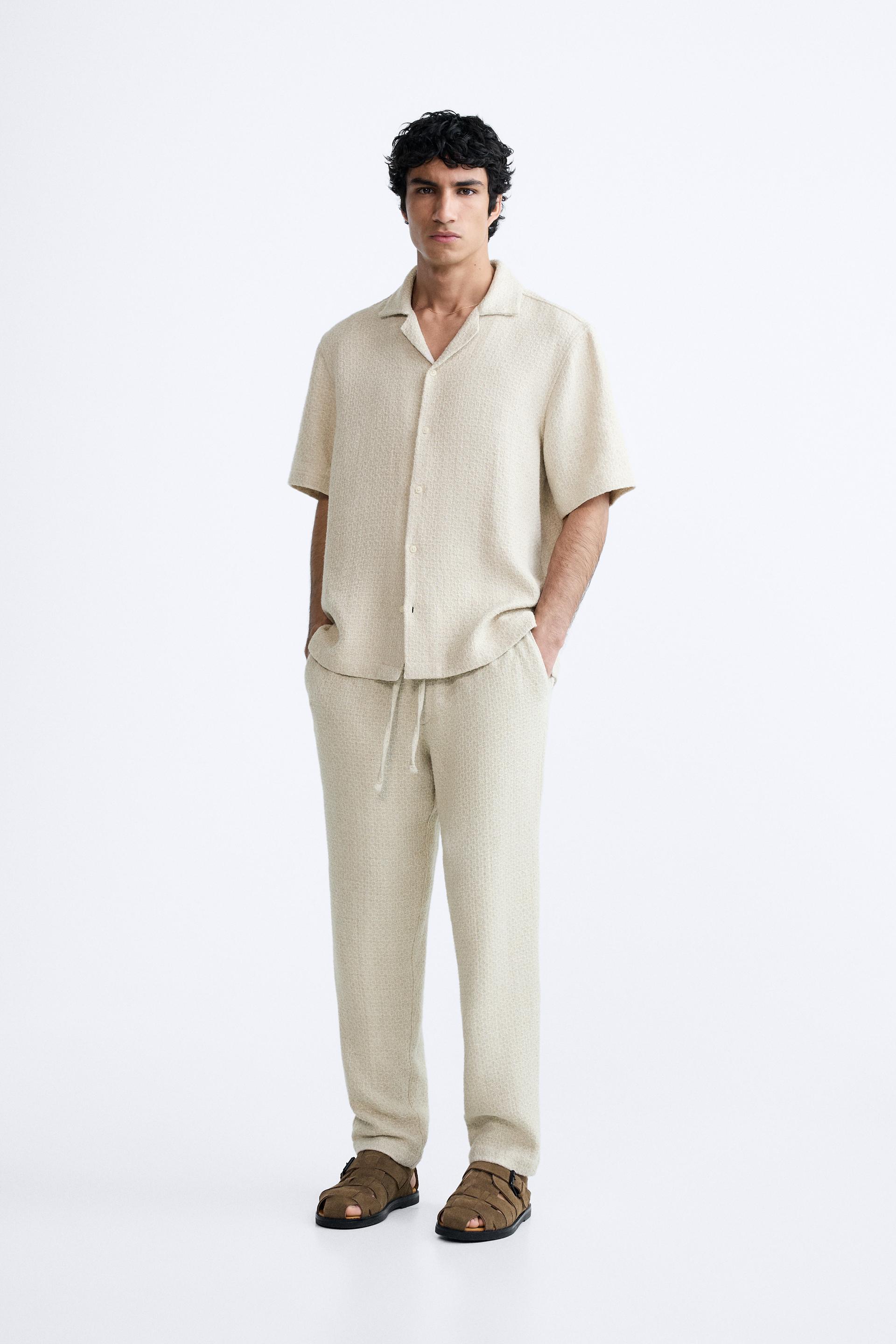 

БРЮКИ С ТЕКСТУРНОЙ ПОЛОСКОЙ