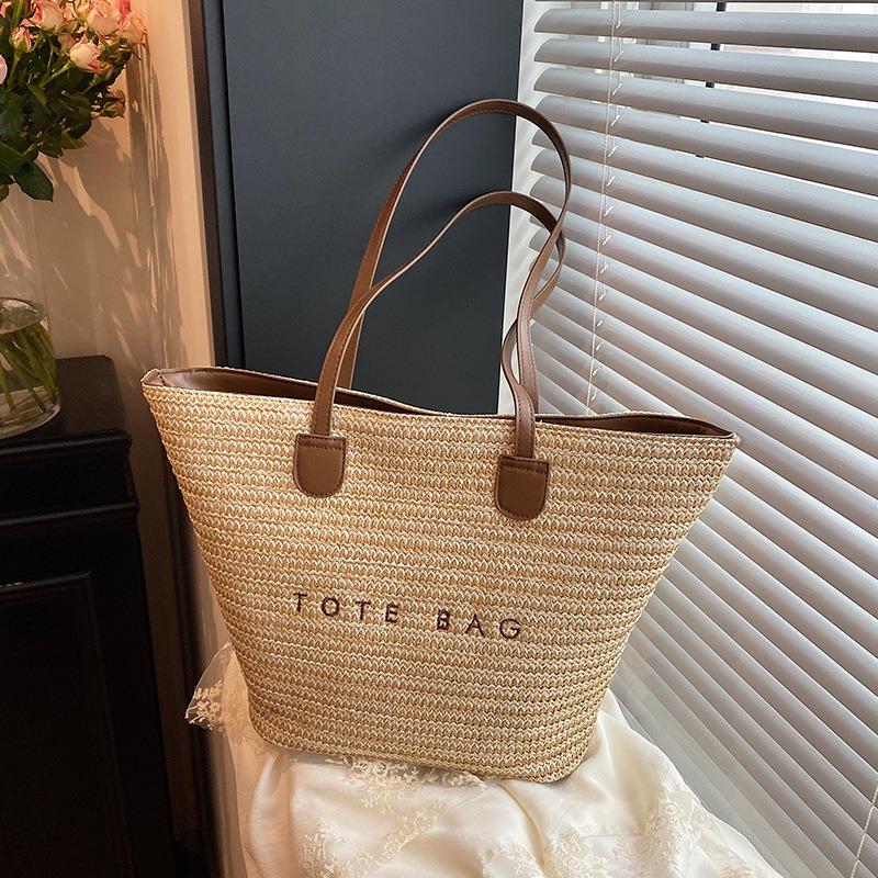 Large capacity straw bag new popular seaside vacation shoulder bag woven beach tote bag