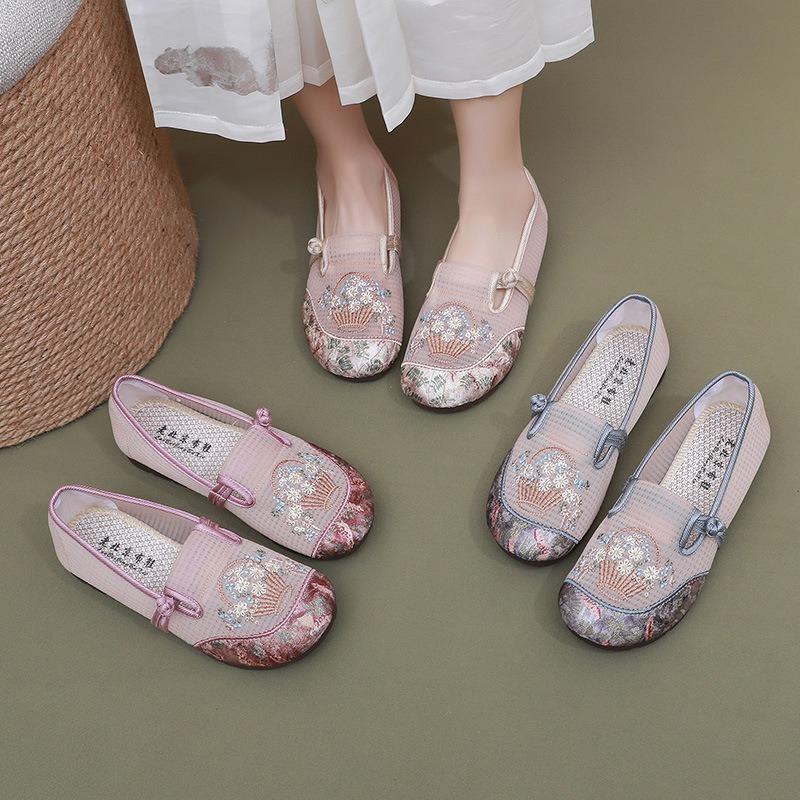 Old Beijing cloth shoes women's summer mesh shoes flat bottom hollow sports casual shoes breathable mesh comfortable versatile mother shoes