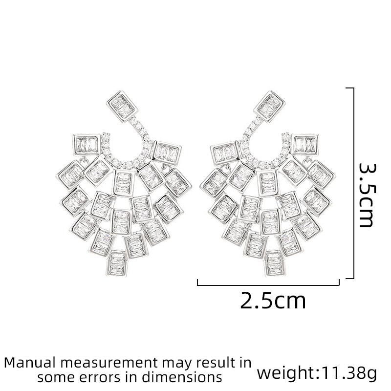 Ladies' Light Luxury Design Elegant Geometric Block Earrings Fashionable and Versatile Niche Design Sense Inlaid Zircon Earrings
