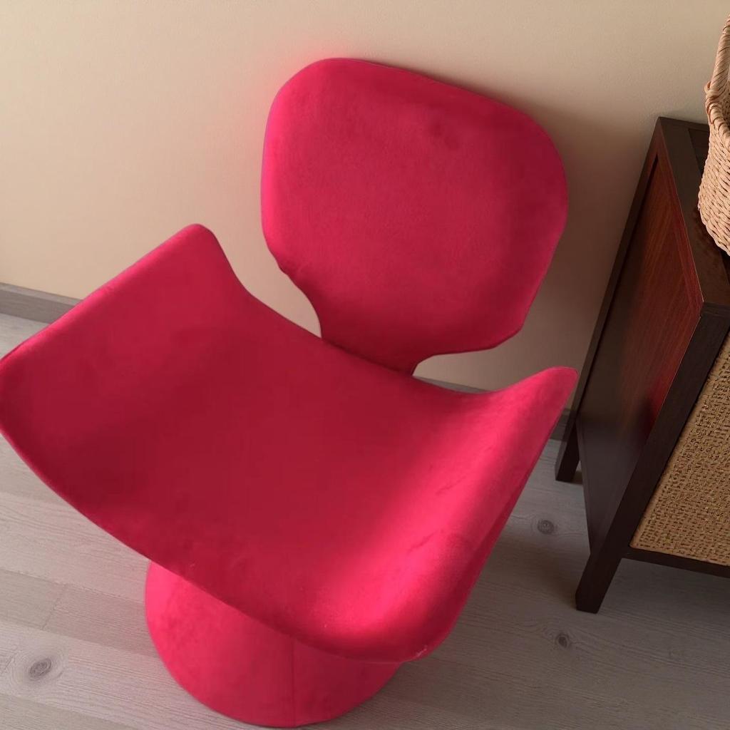 Light Luxury Swivel Backrest Chair for Girls - Perfect for Bedroom, Dressing Table, Nail & Beauty Salon