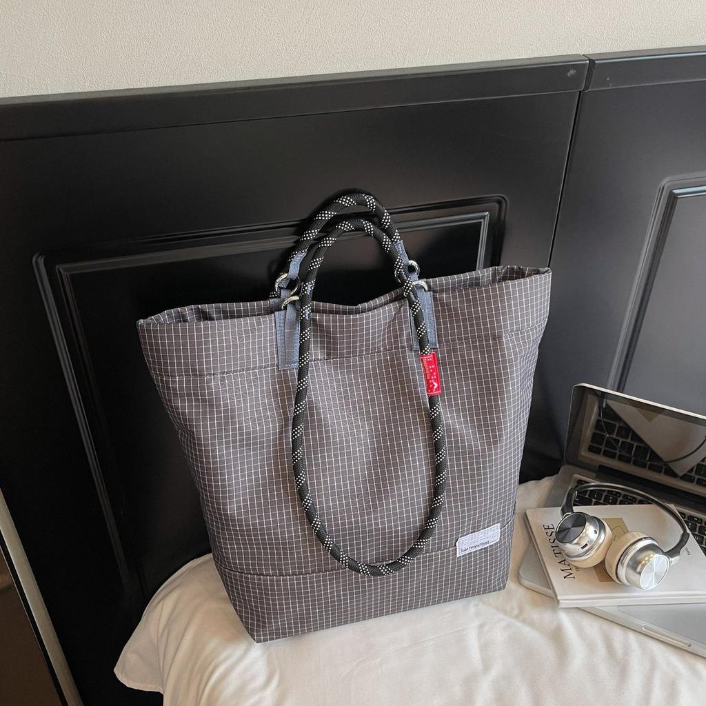 Light Luxury Climbing Outdoor Rope Shoulder Strap Black Checked Oxford Cloth Shoulder Bag