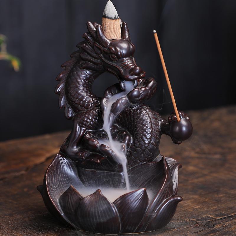 

Благоприятная Драконья Подставка для Благовоний с Обратным Потоком: Керамическое украшение