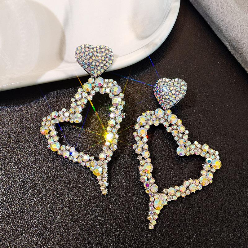 Elegant Tassel Long Earrings: European & American Fashion, High-End Prom & Evening Goddess Style.