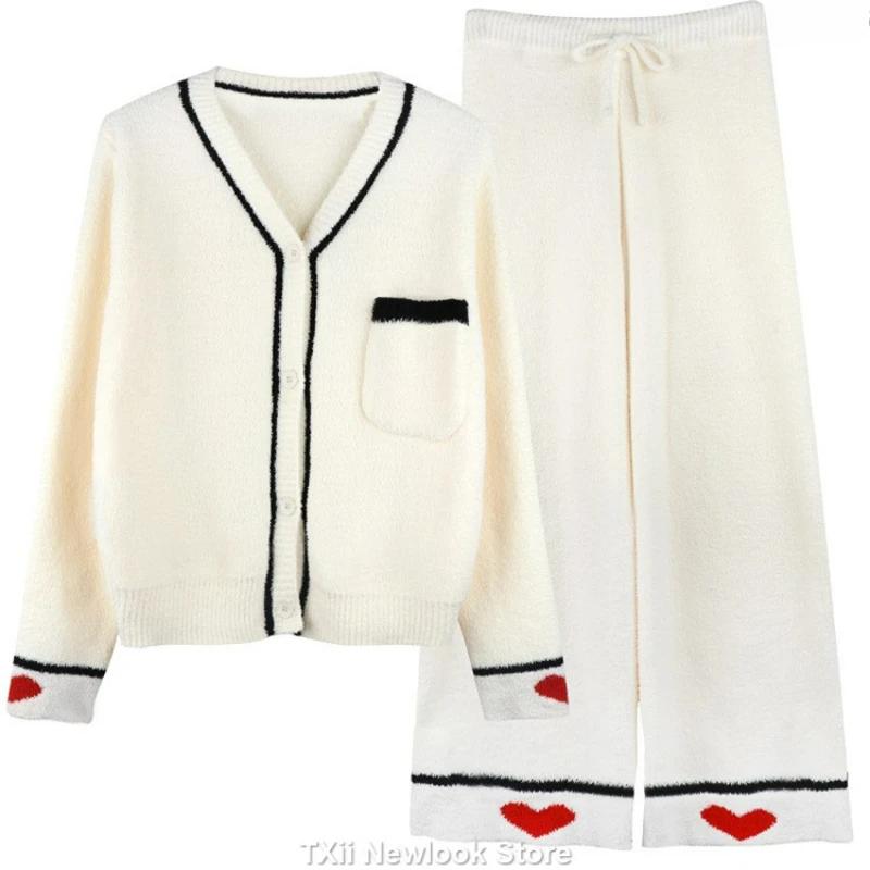 Soft Pajamas Women's Two-piece Autumn and Winter Hand-painted Cartoon Flower Outer Wool Knitted Home Clothes