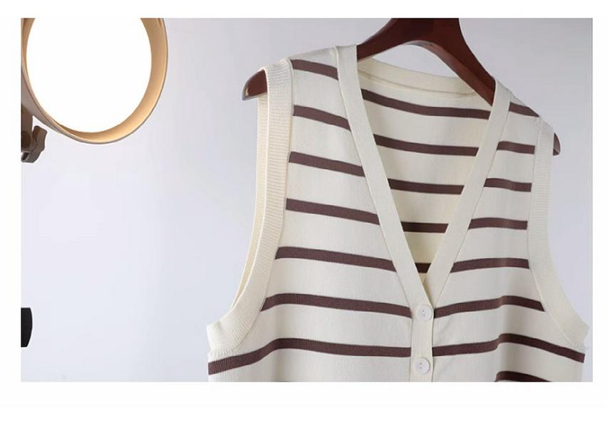 Striped Sleeveless Cardigan for Women - French Chic Autumn 2026 Vest