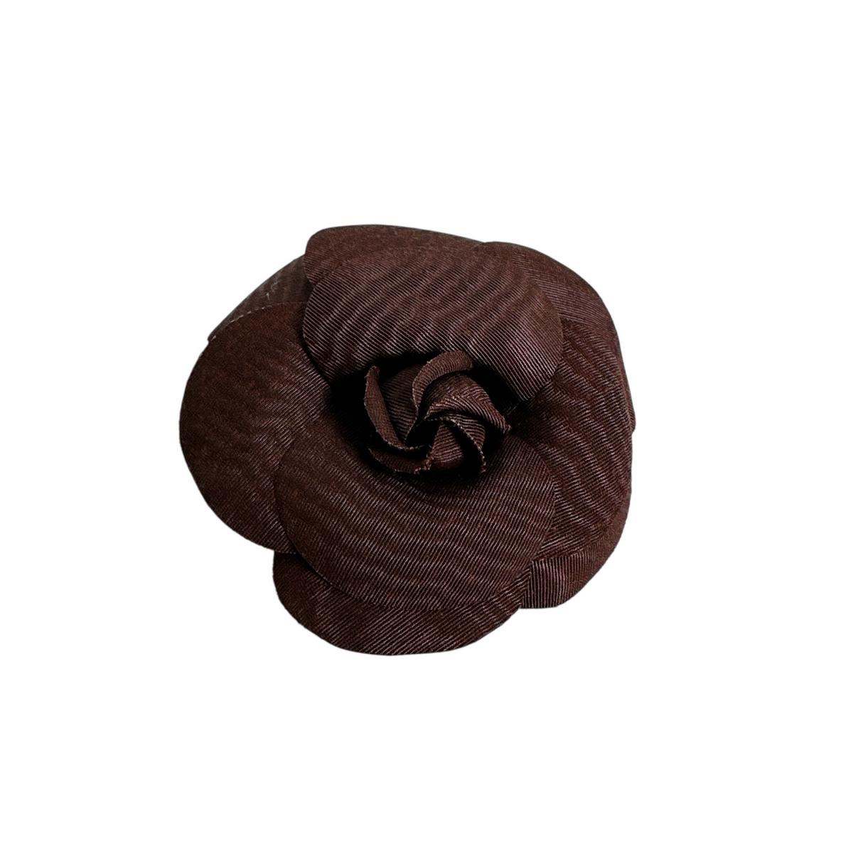 

CHANEL Camelia Brooch polyester Brown Women Used