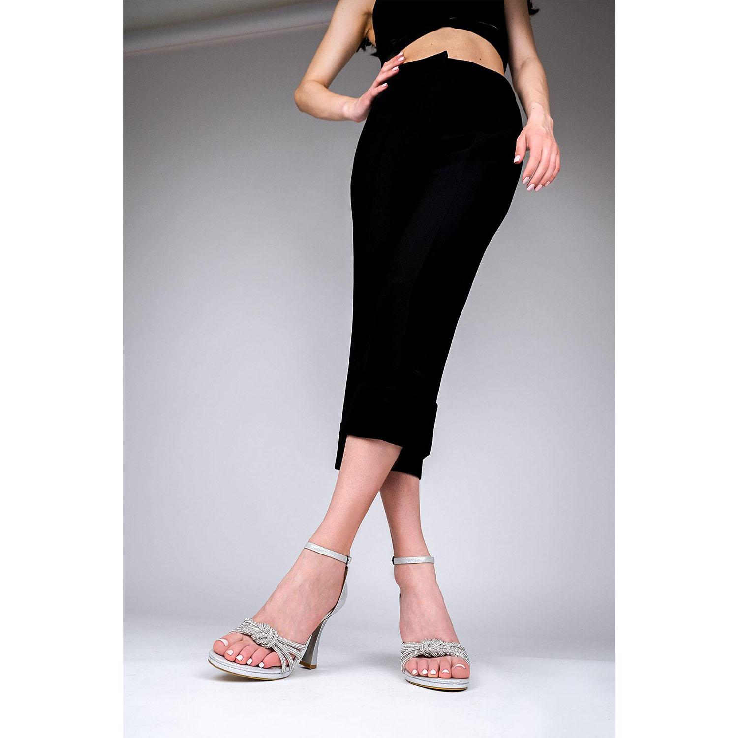 

Вечерние туфли на каблуке с кубком на платформе и серебряным бантом - Arsy