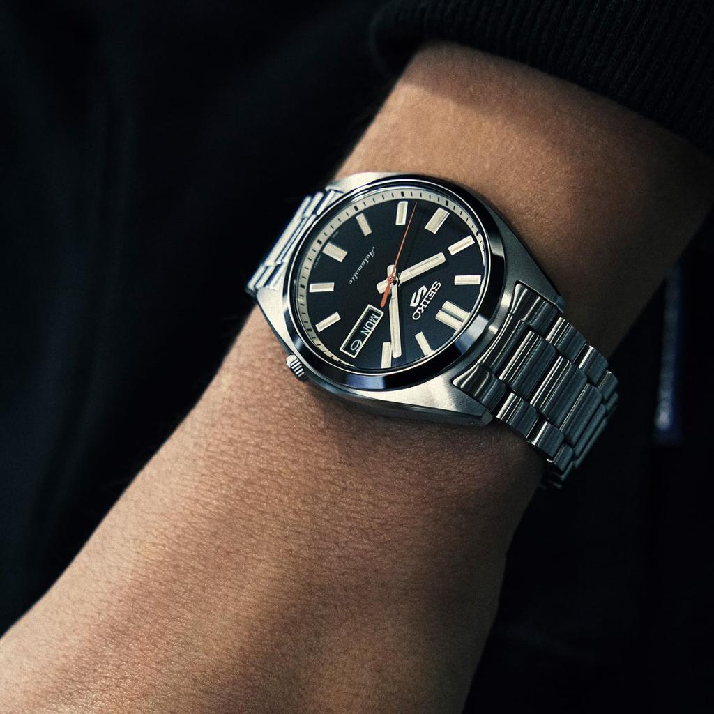 Zegarek sportowy Five SNXS SBSA255 Srebrny [Zegarek Seiko] Męski "Styl sportowy"