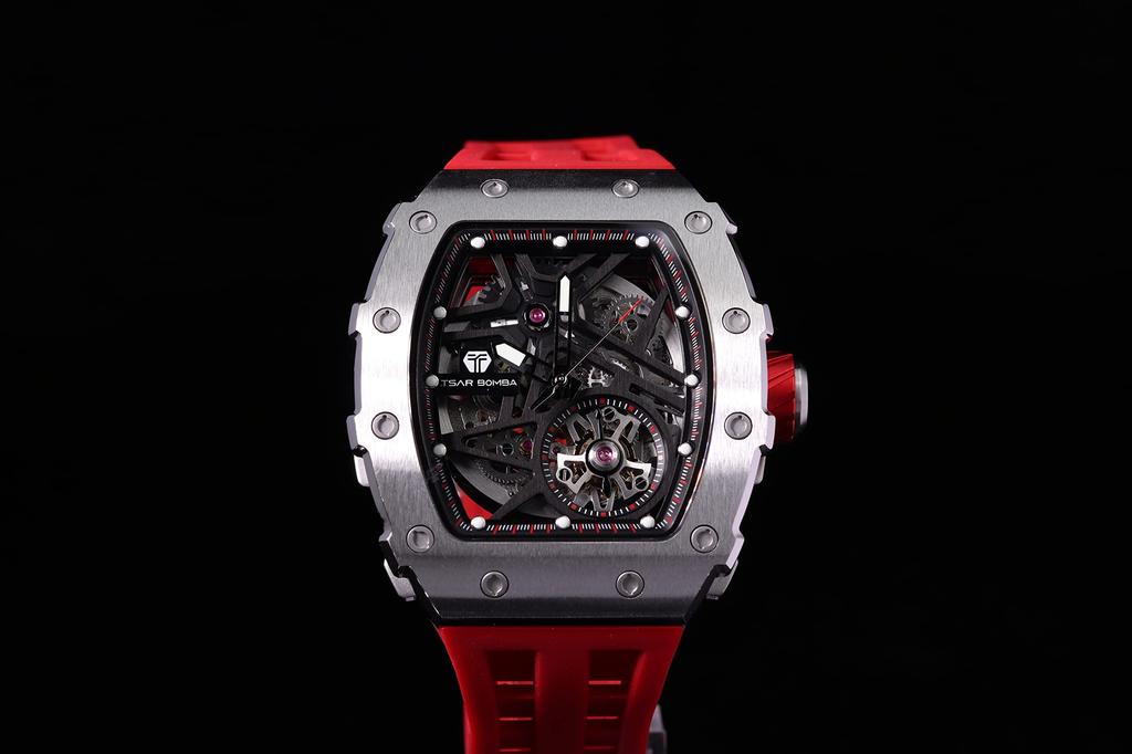 TSAR BOMBA Watch Business 50M Su Geçirmez İskelet Saat Şık Paslanmaz Çelik Tonneau Yüz Kol Saati Erkekler İçin Aydınlık Japon Hareketi Kırmızı Silikon