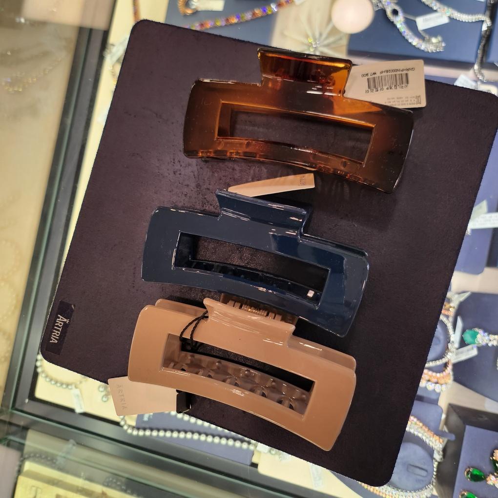 Atria Acrylic Material Square Matte Glossy Tongs L GNRHPIN0002BRF