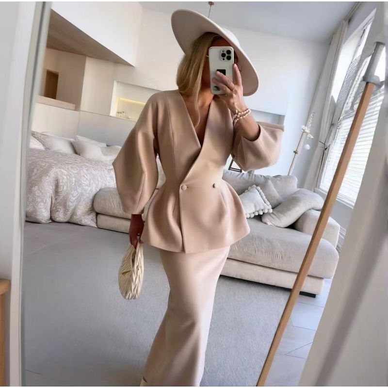 

Европейская и американская мода Топ с пышными рукавами Комплекты юбок Топ с рукавами-пузырями и комплект юбки Light apricot S