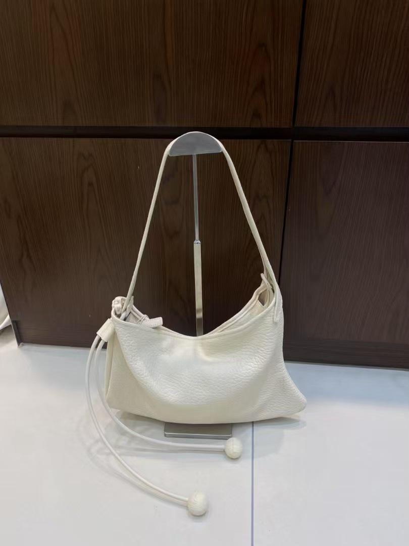 

2025 новая сумка-тоут из натуральной кожи первого слоя с тиснением слона, сумка-круассан из овчины-пузырька, сумка-пельмень, сумка подмышку