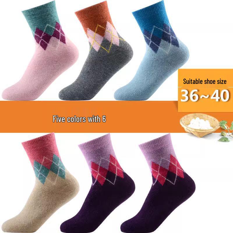 Langsha Women's Thickened Mid-Calf Rabbit Wool Plaid Socks for Autumn and Winter.