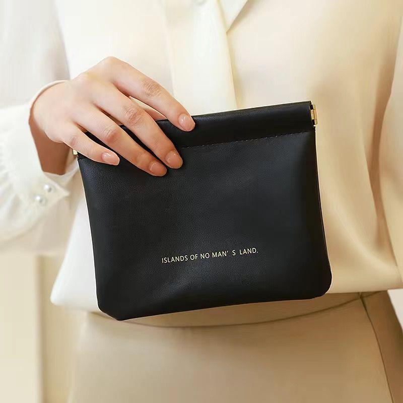 

Портативный нулевой кошелек, небольшая сумка для хранения кабеля для наушников, сумка для губной помады, сумка для хранения полотенец для тети-студентки Black L 14*18cm