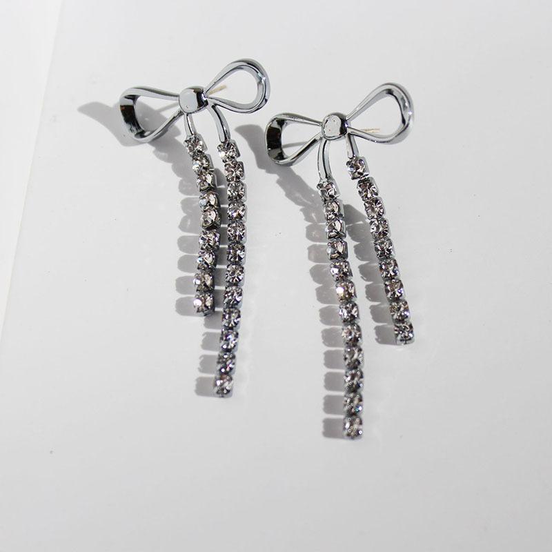 

Серьги-гвоздики Dream Smart Diamond Chassel Bow с кисточками в стиле рококо Sweet Cool Girl Light Luxury College Style 579 белого золота