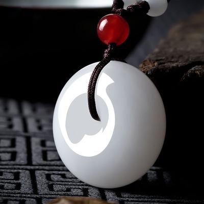 Natürlicher weißer Jade-Anhänger mit Sicherheitsschnalle, chinesische Halskette, handgeschnitzt, feiner Charme, Schmuck, Mode-Amulett für Männer und Frauen, Geschenk