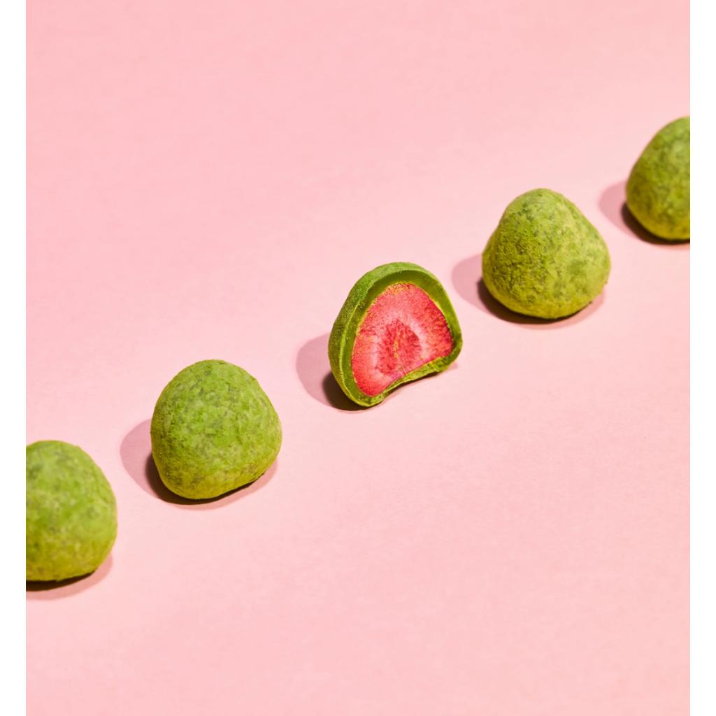 Osulloc Matcha Strawberry Truffle Snacks 80g