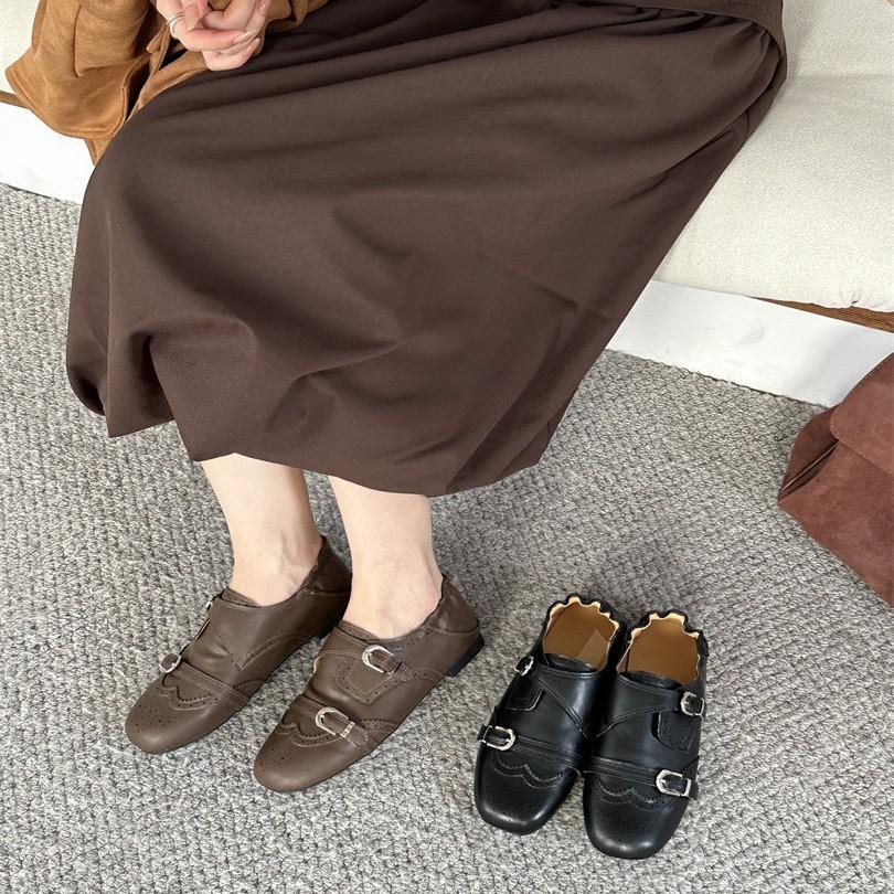 2025 autumn new niche design belt buckle heightening single shoes fashionable versatile retro engraved loafers
