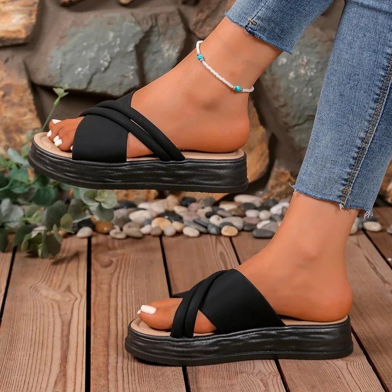 Fashion 2025 Fashionable Summer Women's Slippers Casual Light Sponge Bottom Beach Shoes Indoor Anti-slip Wear-resistant Flat Slippers