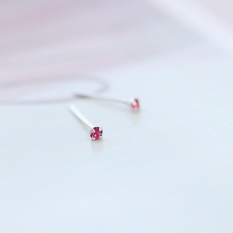 

Мини-супер-маленькие серьги с бриллиантами японского и корейского дизайна для мужчин и женщин, нежные серьги для прокалывания ушей с питательным эффектом ветра